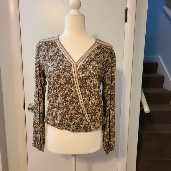 Max Studio floral print blouse - Picture 2 of 5